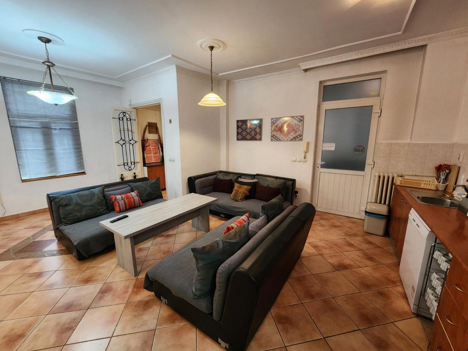 Authentic Belgrade Centre Apartments For Large Groups, Republic Square - Up To 47 People In 5 Apartments Room photo
