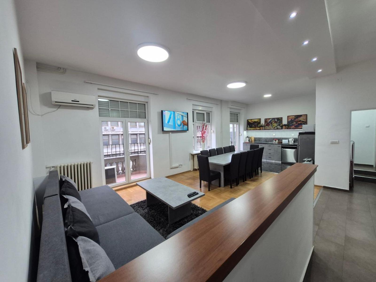 Authentic Belgrade Centre Apartments For Large Groups, Republic Square - Up To 47 People In 5 Apartments Room photo