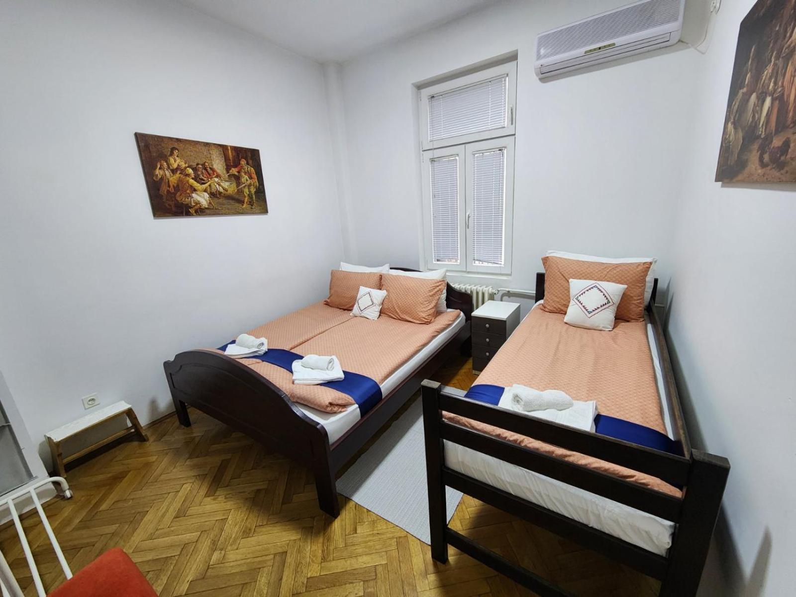 Authentic Belgrade Centre Apartments For Large Groups, Republic Square - Up To 47 People In 5 Apartments Room photo